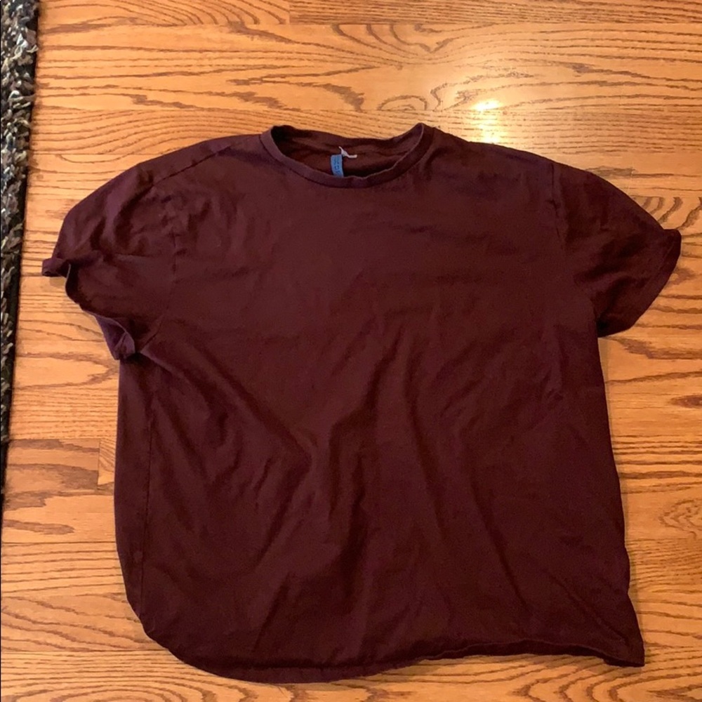 Burgundy tee shirt